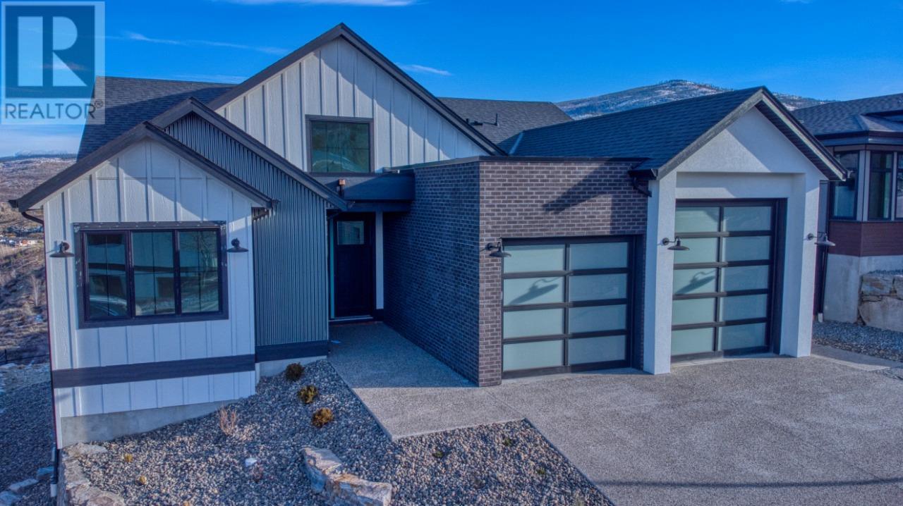 1066 Emslie St, Kelowna, BC V1W 0C3