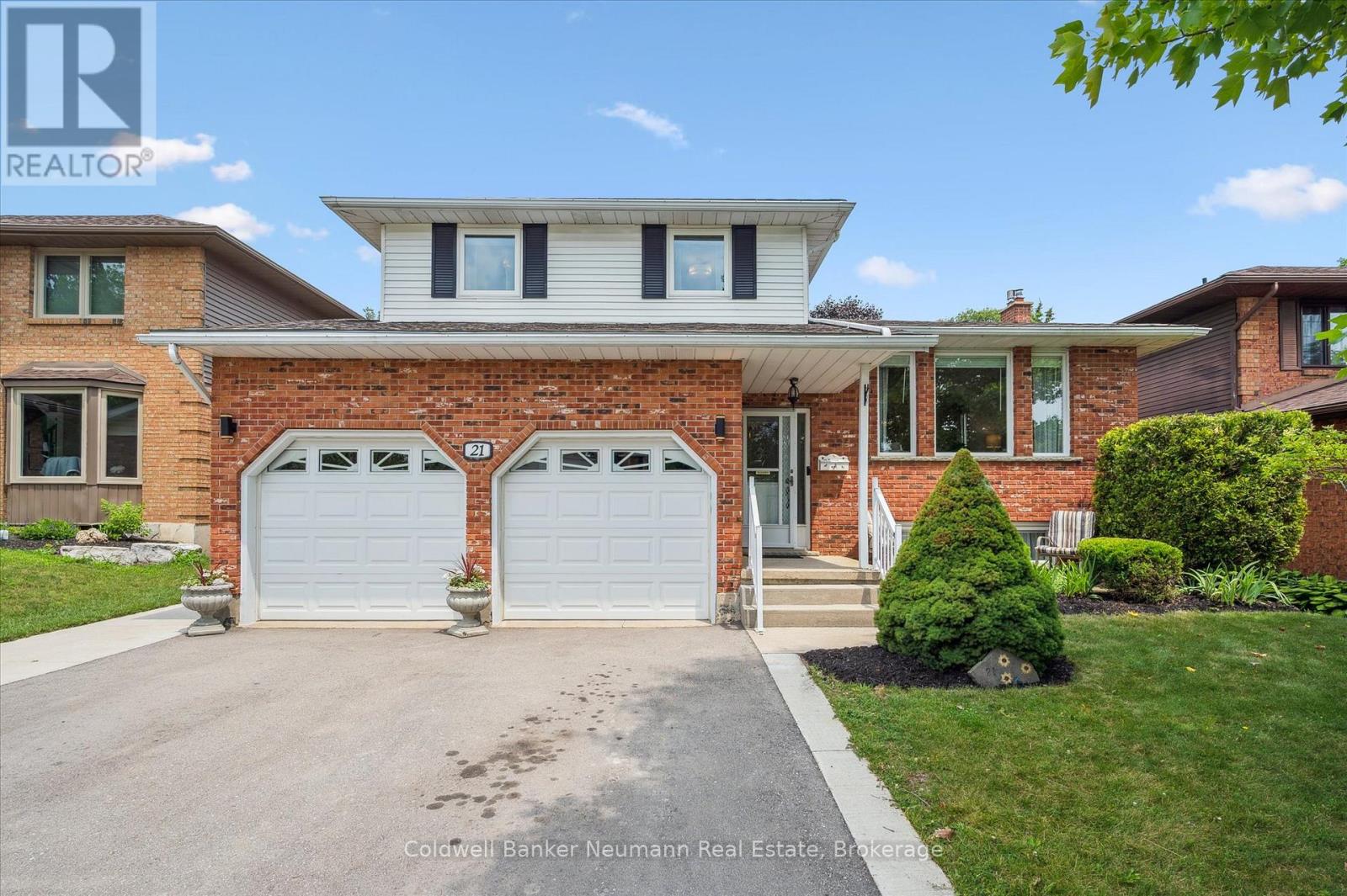 21 Old Colony Trl, Guelph, ON N1G 4A4