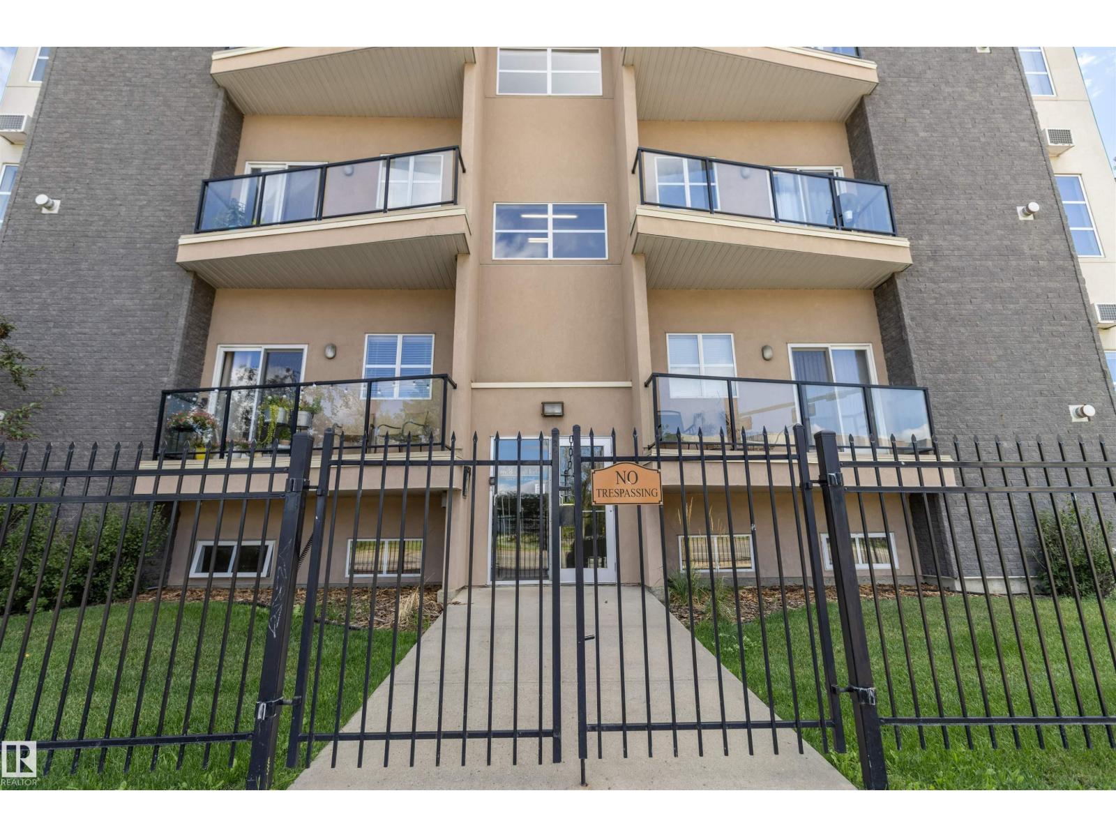 10905 109 Street Northwest #202, Edmonton, AB T5H 3C2