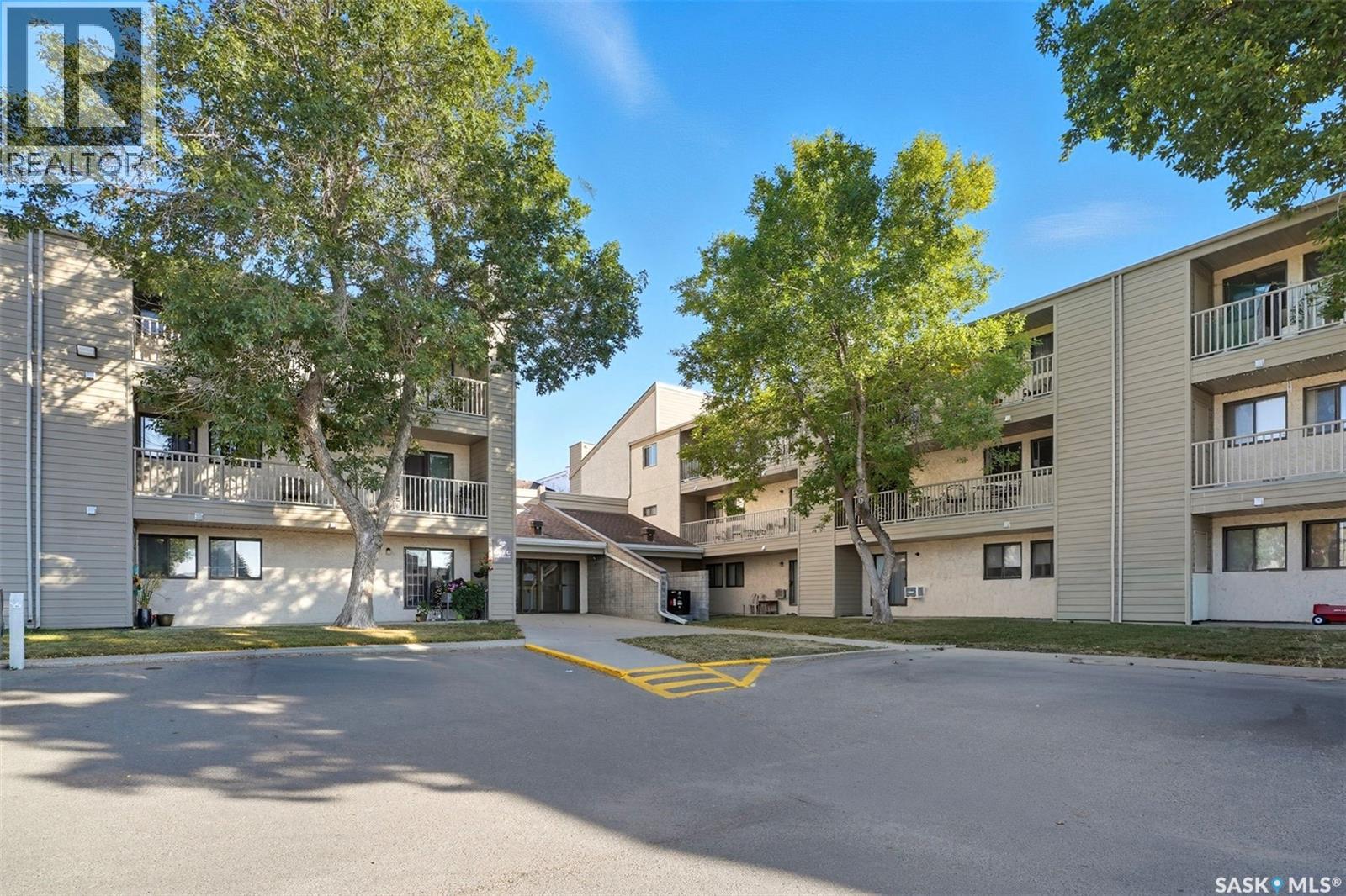 207 Tait Place Unit 206 #c, Saskatoon, SK S7H 5L7