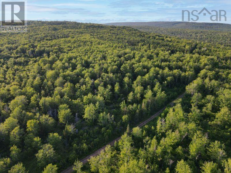 West Side Ainslie Glen Road, West Lake Ainslie, NS B0E 3M0