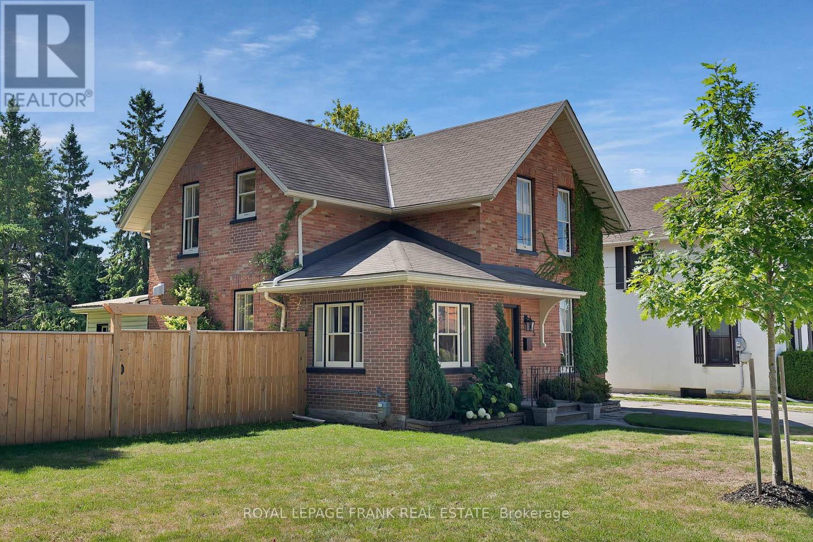 5 Glenelg St E, Kawartha Lakes, ON K9V 1Y5