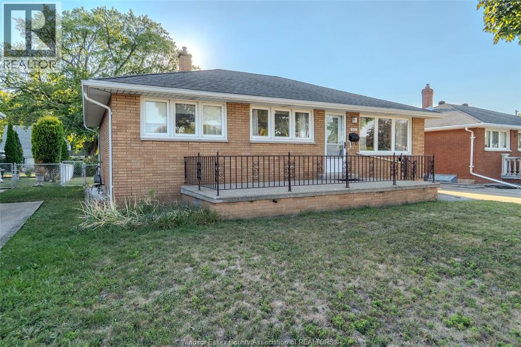 1333 Bridge, Windsor, ON N9B 2N2