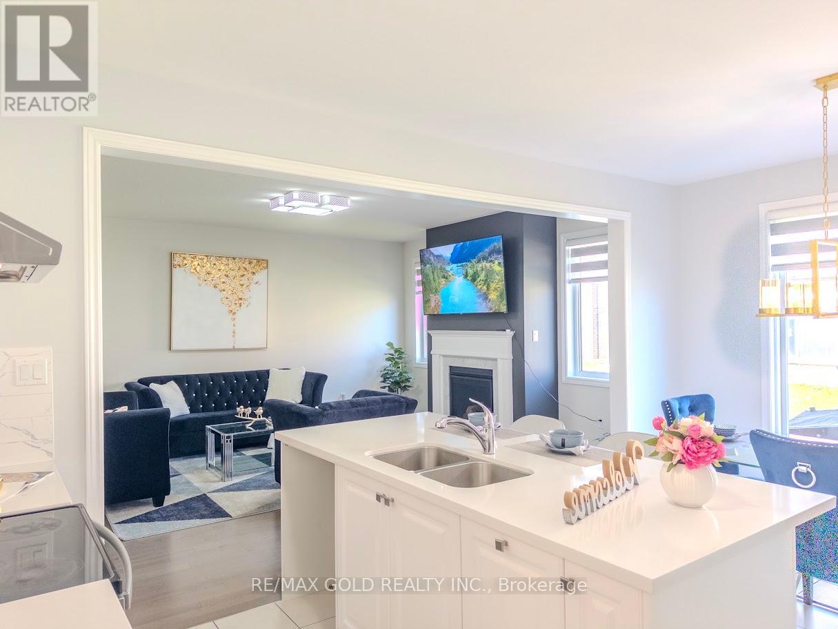 119 Petch Ave, Caledon, ON L7C 1Z9