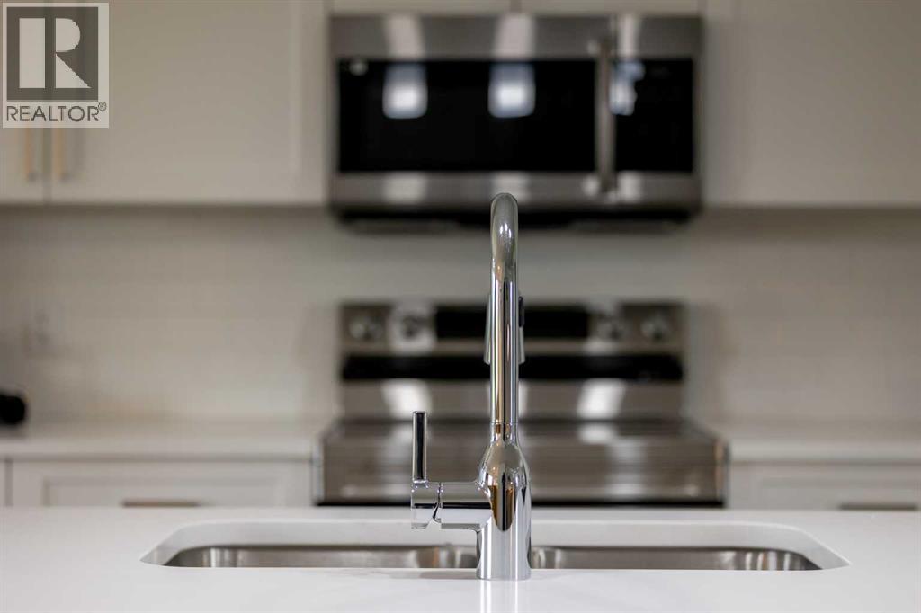 71 Heritage Mnr, Cochrane, AB T4C 3K7