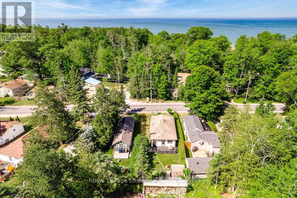 1981 Tiny Beaches Rd S, Tiny, ON L9M 1R3