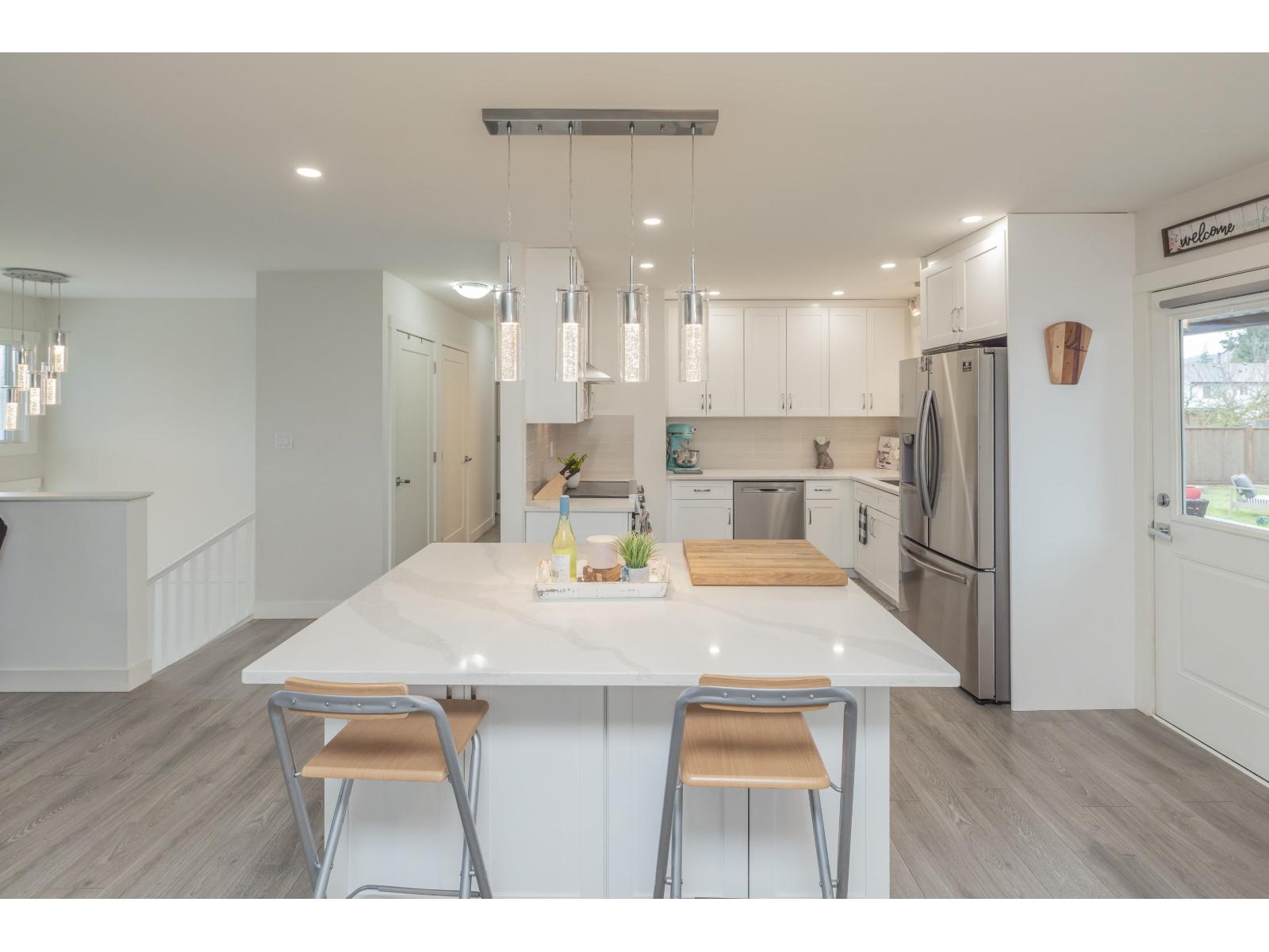 32073 Westview Ave, Mission, BC V2V 1X7