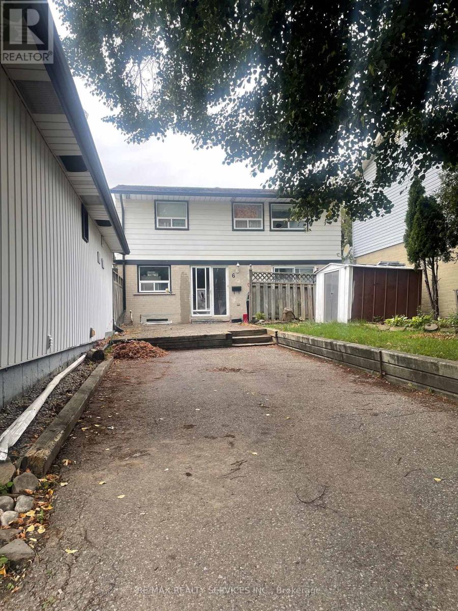 6 Hector Ct, Brampton, ON L6S 1P1