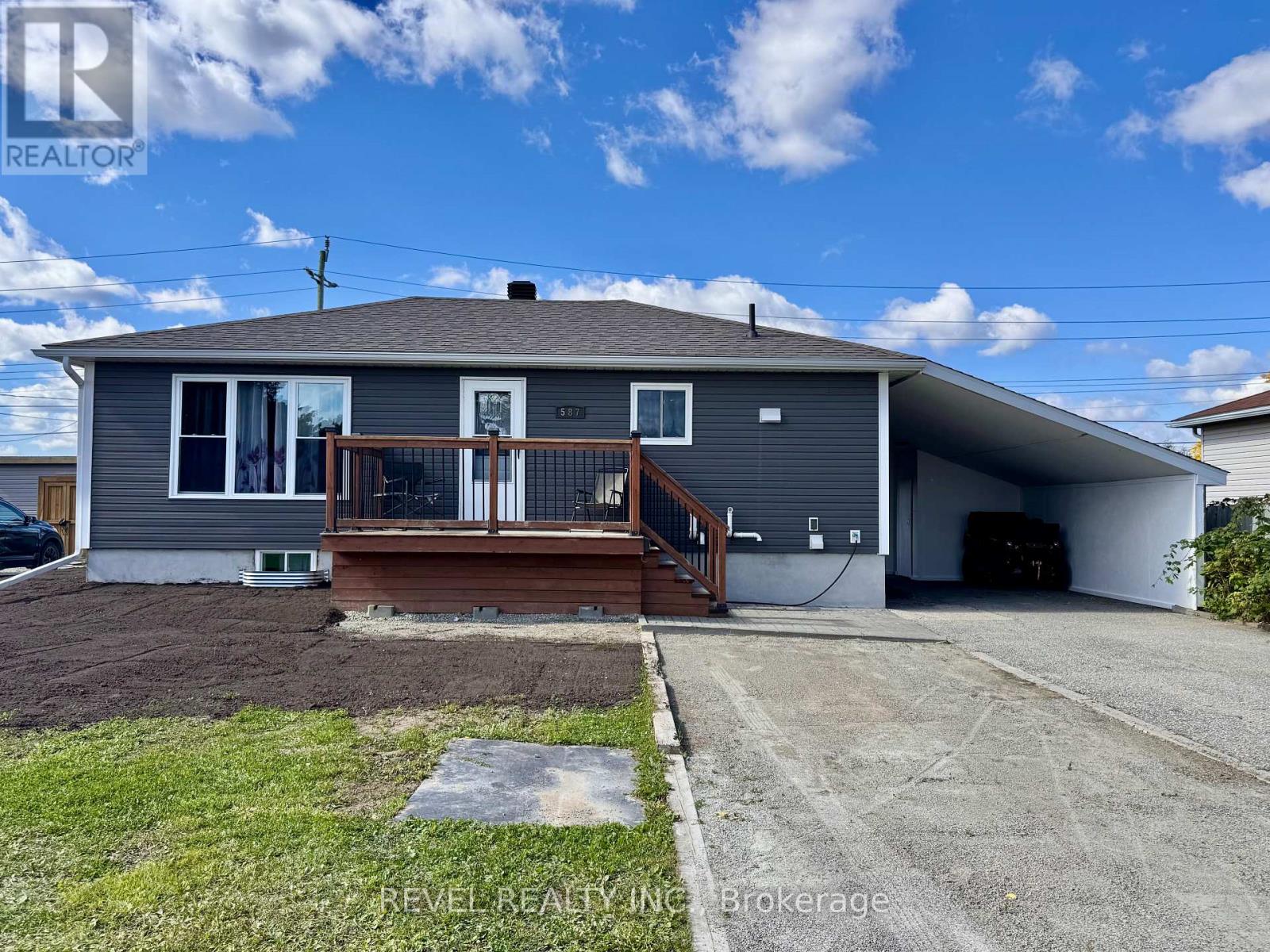587 University St, Timmins, ON P4N 5J4