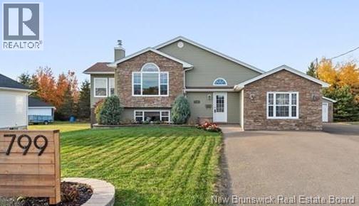 799 Chartersville Rd, Dieppe, NB E1A 1K7