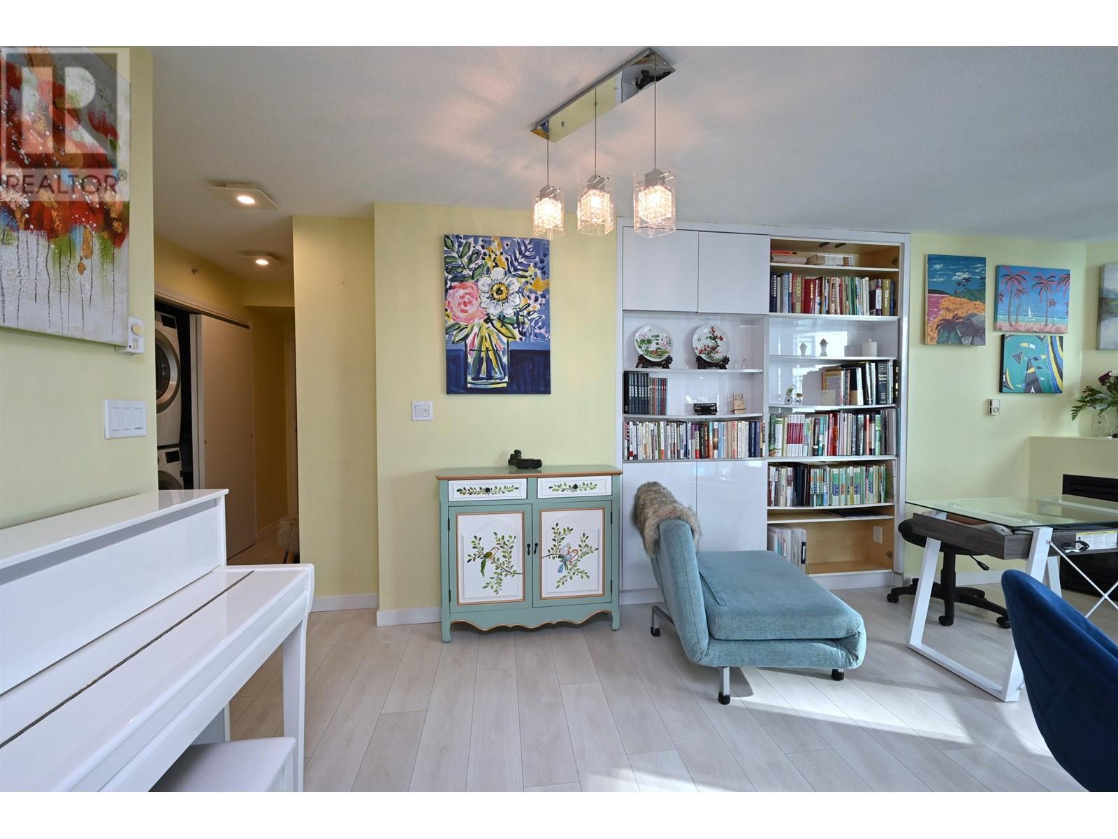 501 Pacific Street Unit 907, Vancouver, BC V6Z 2X6