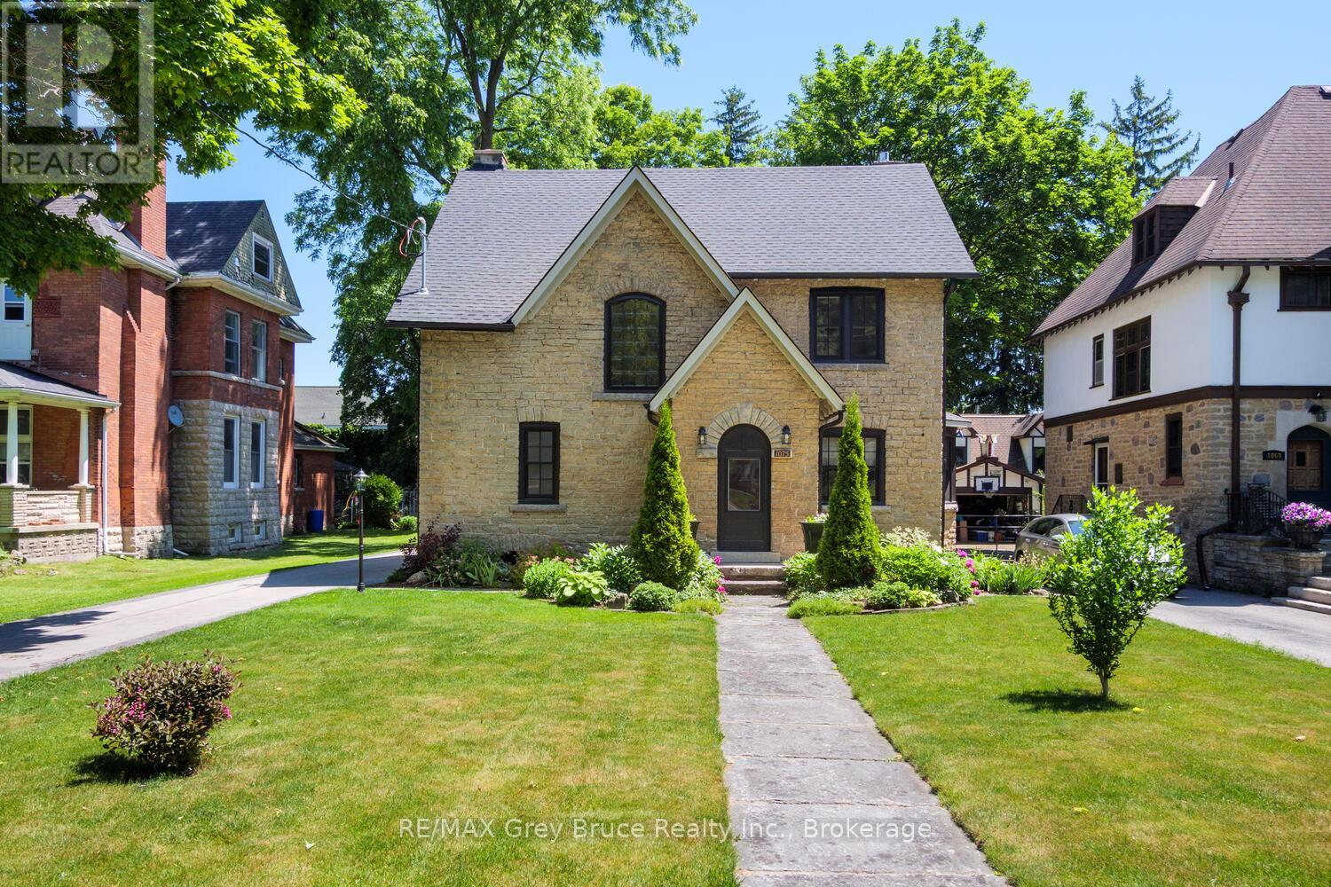 1075 4th Avenue West, Owen Sound, ON N4K 4W1