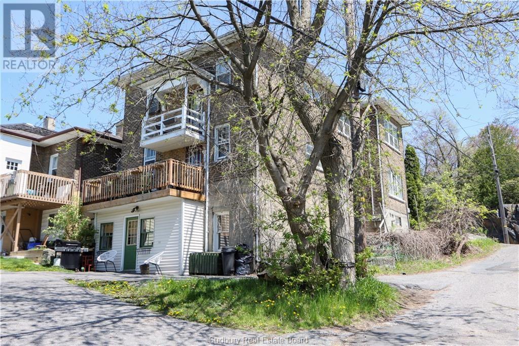 223 Mackenzie St, Sudbury, ON P3C 4Y4