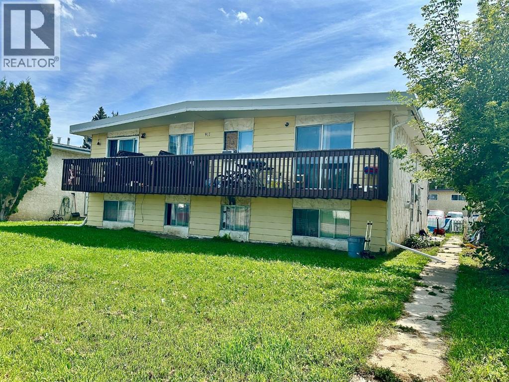 911 Cassils Rd W, Brooks, AB T1R 0B8