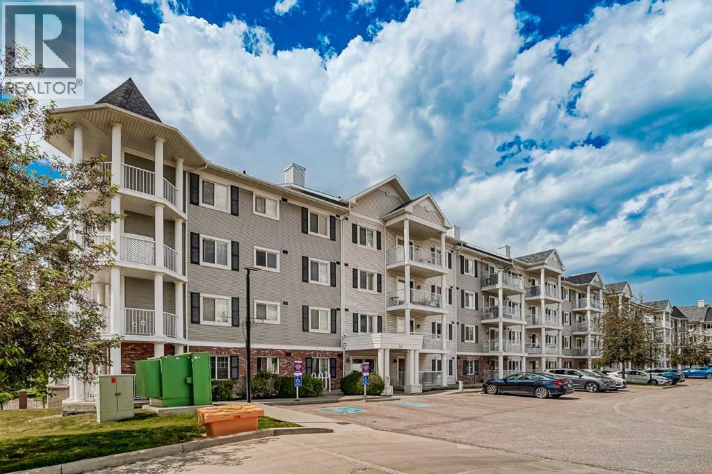 31 Country Village Manor Ne Unit 4102, Calgary, AB T3K 0T3