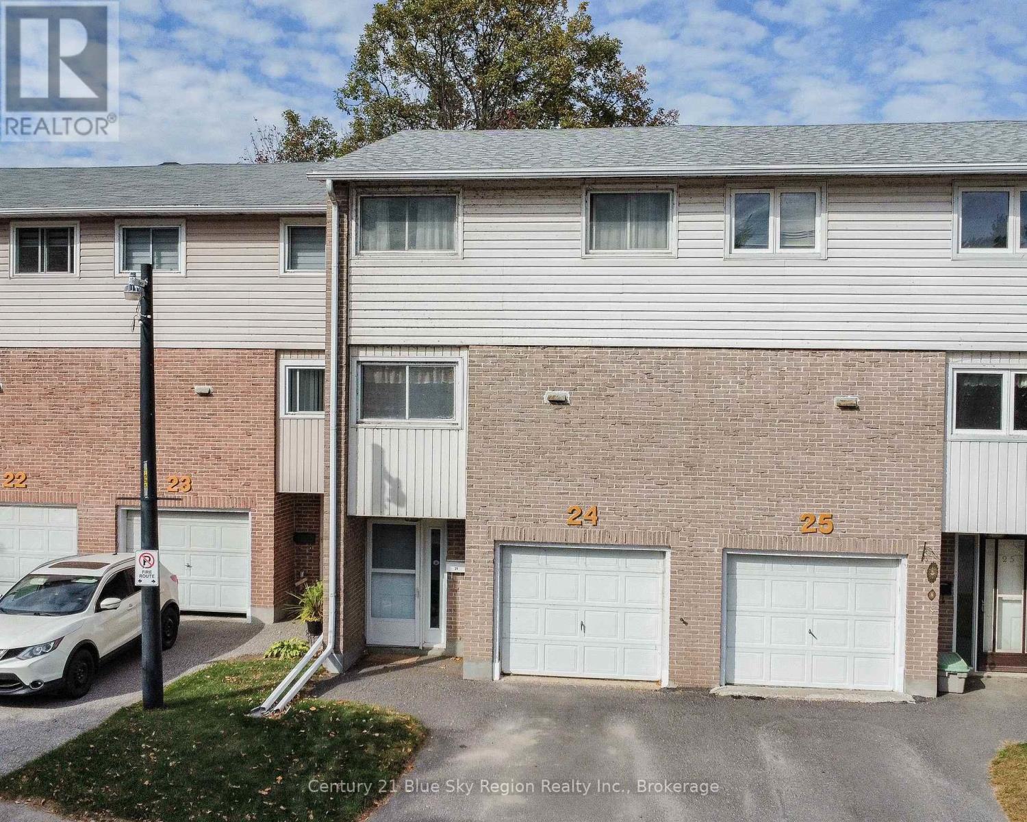 24 644 Lakeshore Dr, North Bay, ON P1A 3N6
