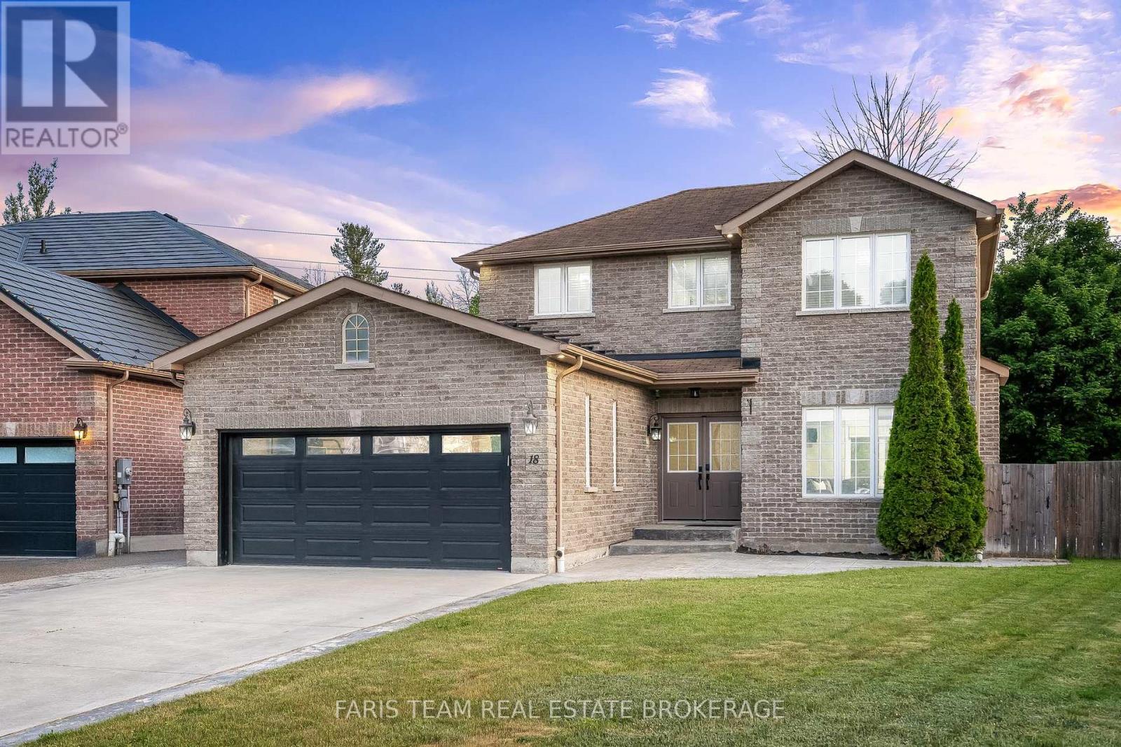 18 Mancini Dr, Essa Angus, ON L3W 0A6