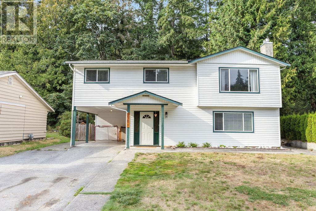 1020 Fircrest Rd, Gibsons, BC V0N 1V4
