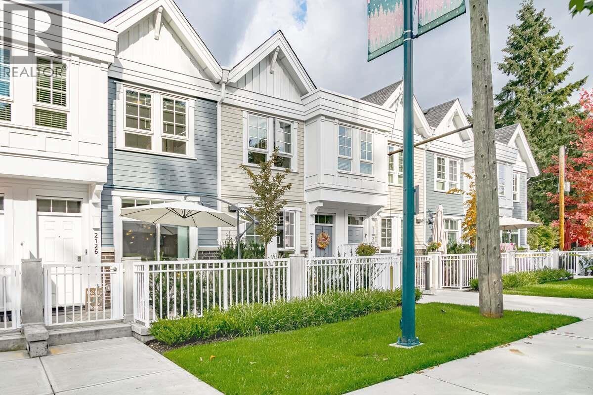 2126 St Johns St, Port Moody, BC V3H 0J5
