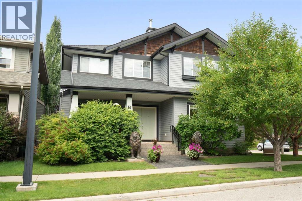 3 Prestwick Estate Link SE, Calgary, AB T2Z 4H2