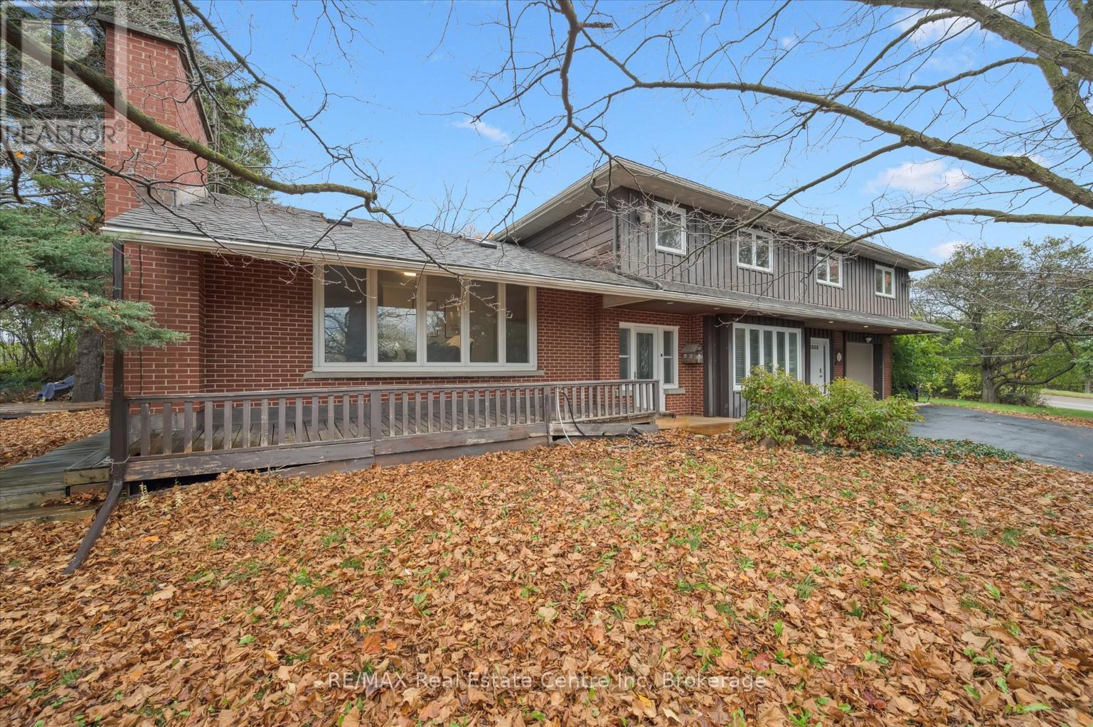 500 Watson Pkwy S, Guelph, ON N1L 1C1
