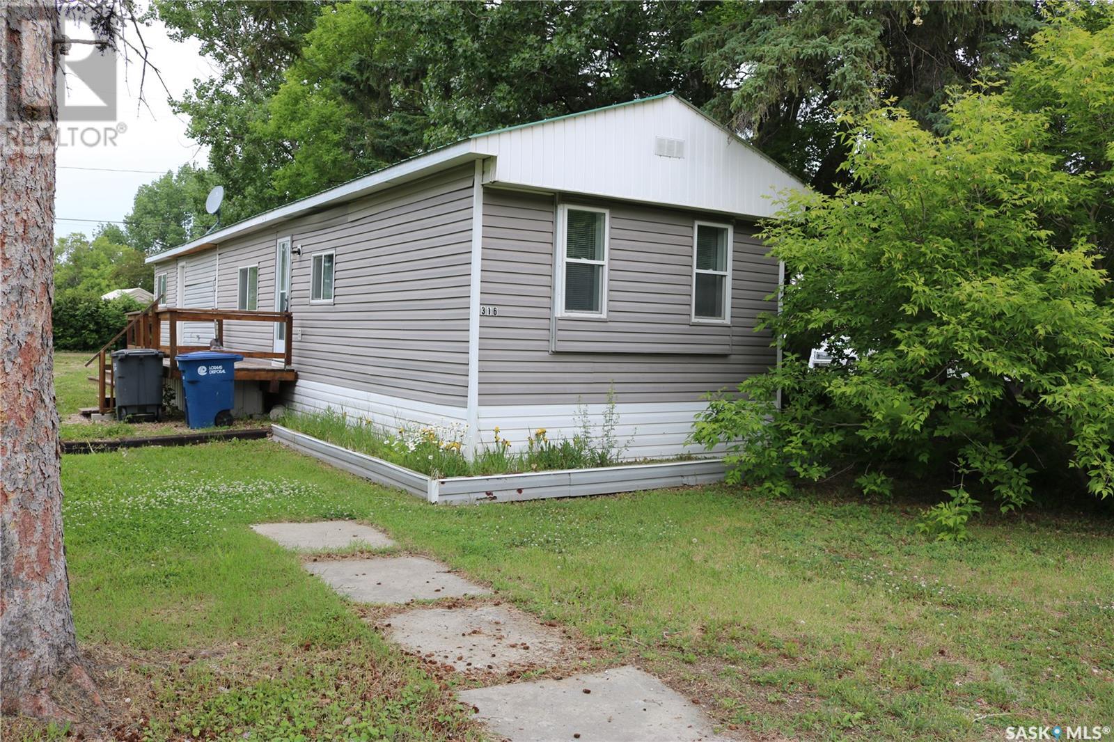 314-316 Main St, Maryfield, SK S0G 3K0