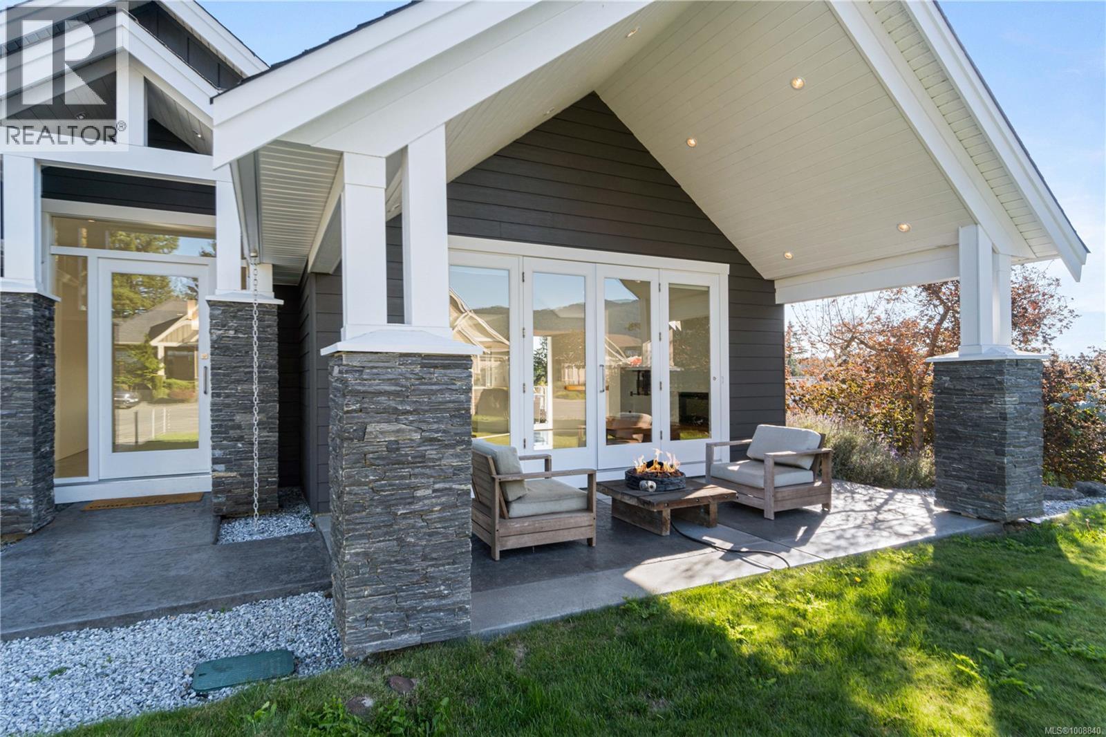 3461 Santa Fe Pl, Nanaimo, BC V9T 0A6