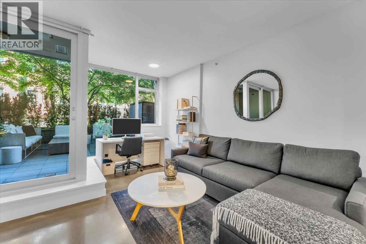 221 Union Street Unit 210, Vancouver, BC V6A 0B4