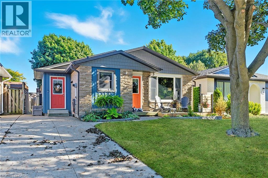 5 Piper Pl, Hamilton, ON L9C 6X5