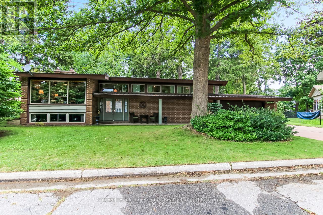 7 9 Lisgar Ct, Tillsonburg, ON N4G 1N6