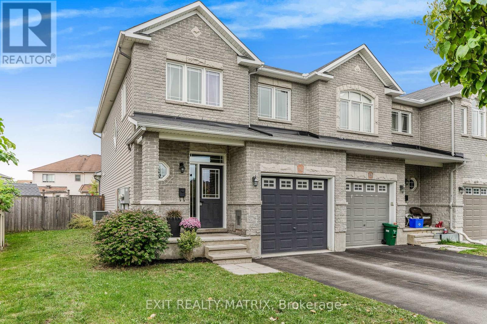 441 June Ct, Ottawa, ON K1W 0C9
