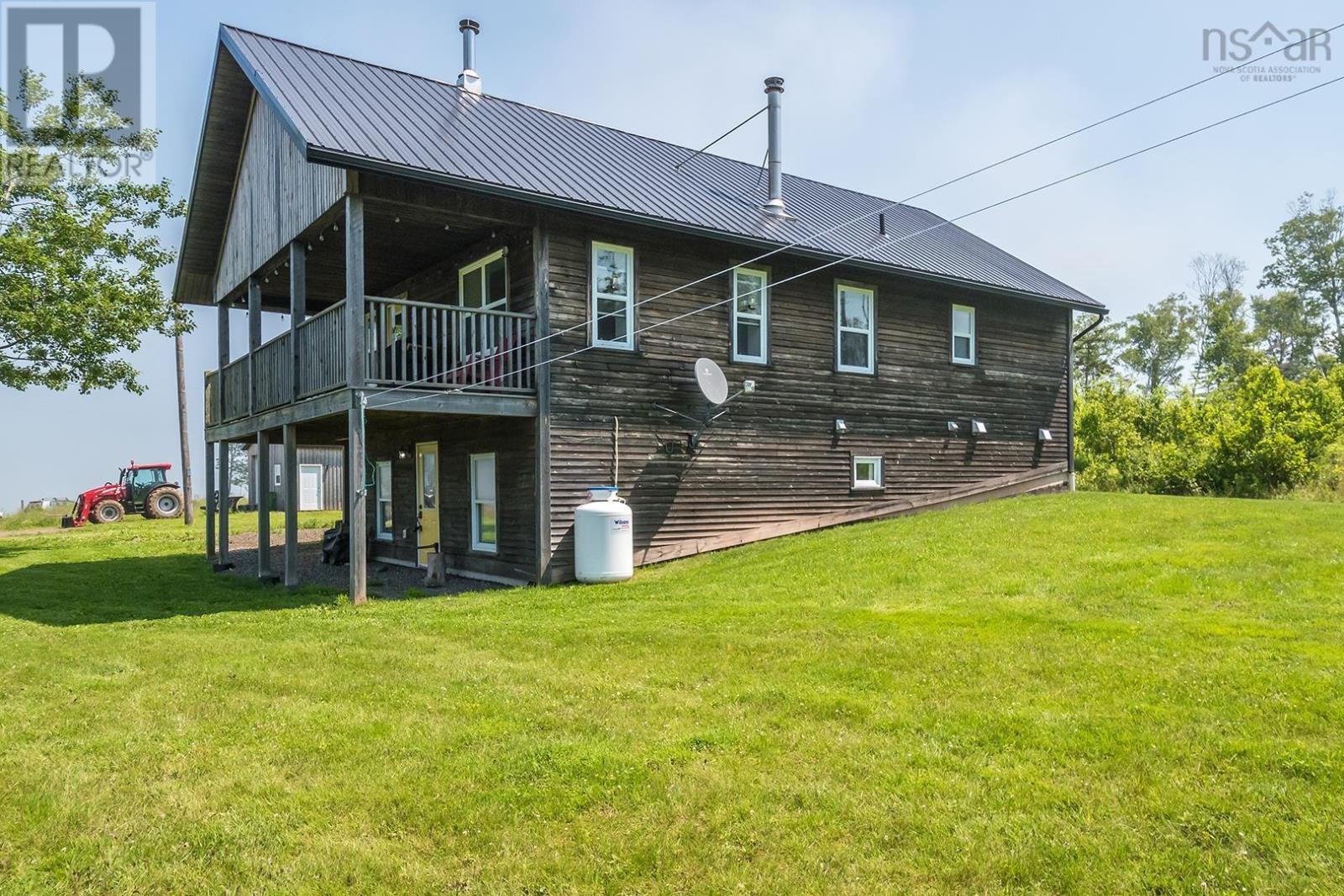 1499 Nollette Beckwith Rd, Victoria Harbour, NS B0P 1E0