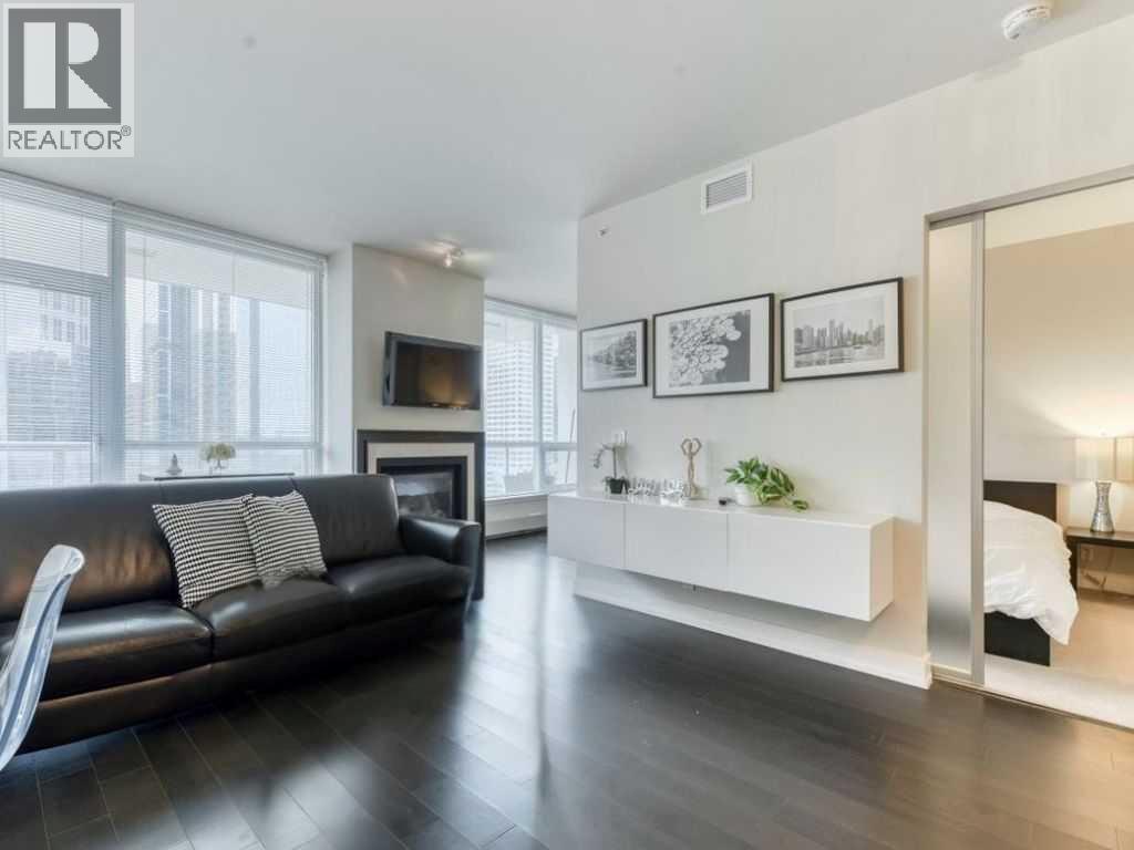222 Riverfront Avenue Sw Unit 1526, Calgary, AB T2P 0W3