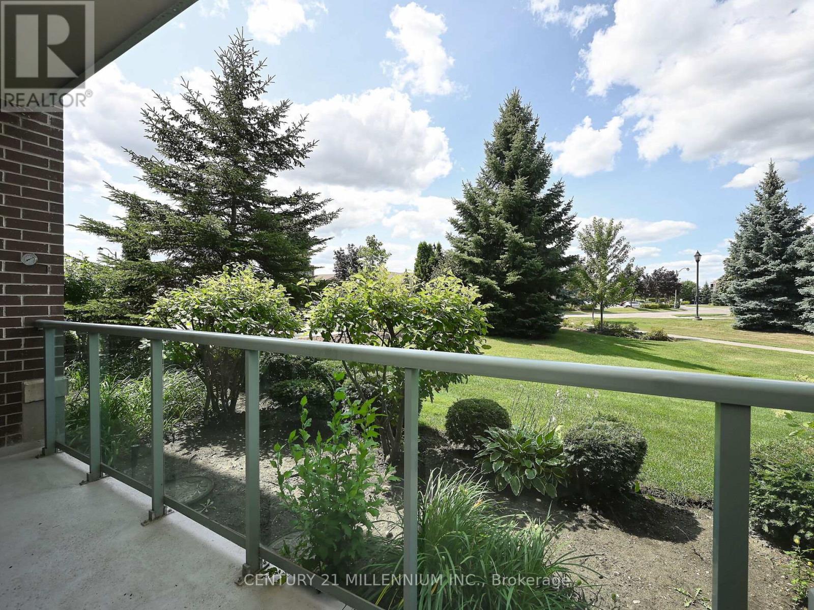 113 25 Via Rosedale, Brampton, ON L6R 3J8