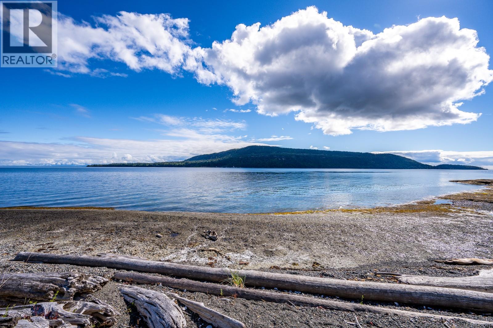 4940 East Rd, Denman Island, BC V0R 1T0