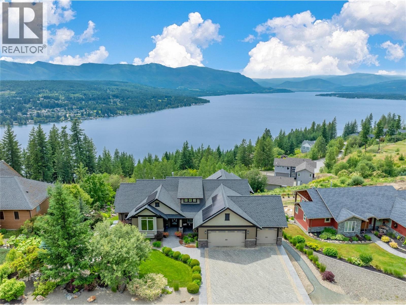 3658 Mcbride Rd, Blind Bay, BC V0E 1H1