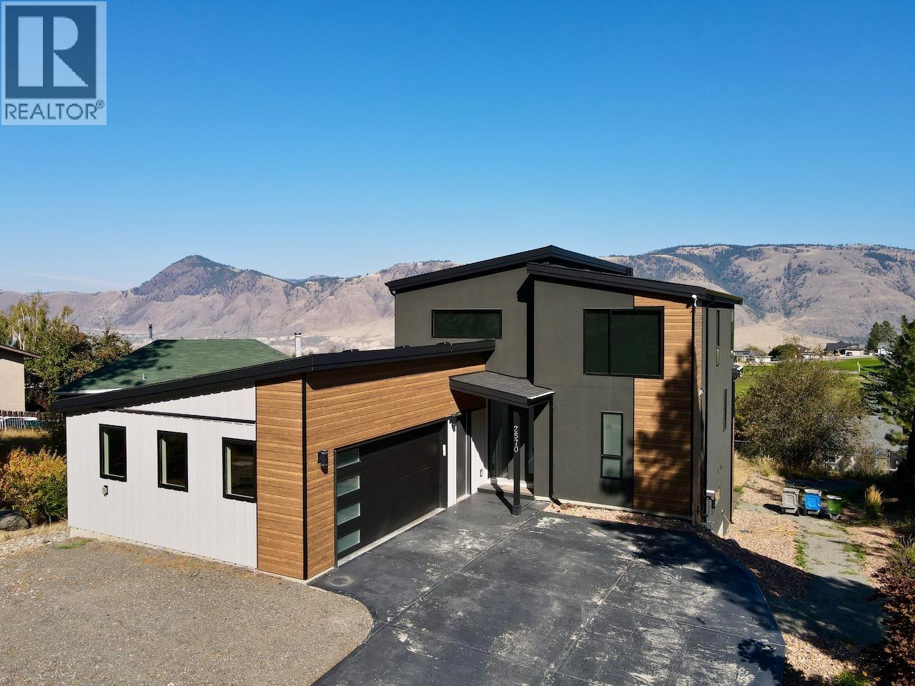 2570 Skeena Dr Dr, Kamloops, BC V2E 1V5