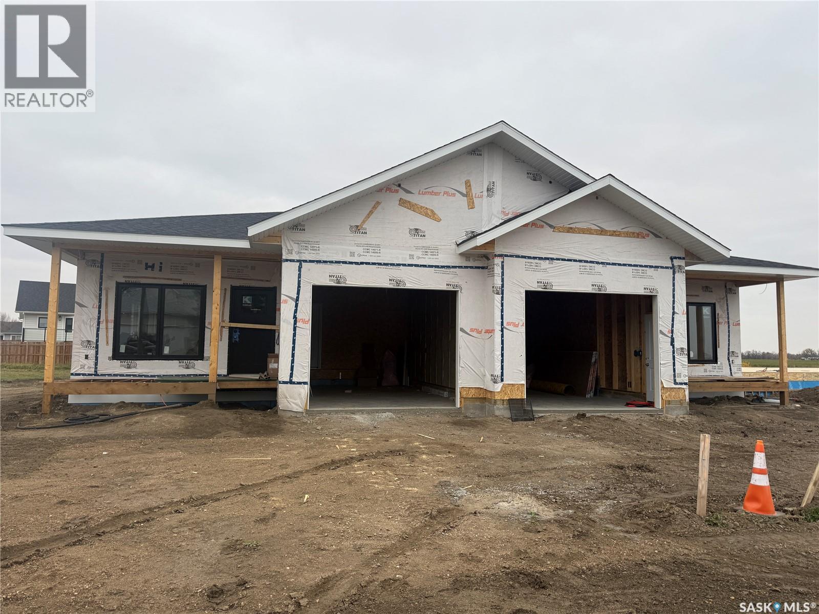 16 Reid Cres #a, Outlook, SK S0L 2N0