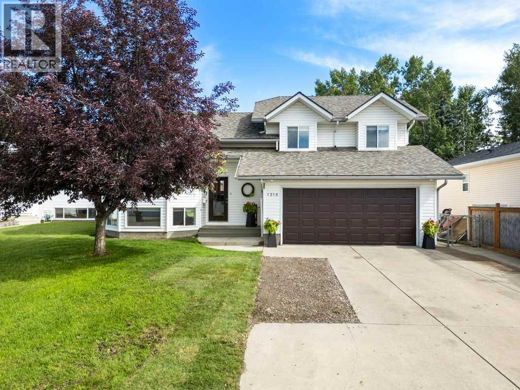 1218 Grey Ave, Crossfield, AB T0M 0S0