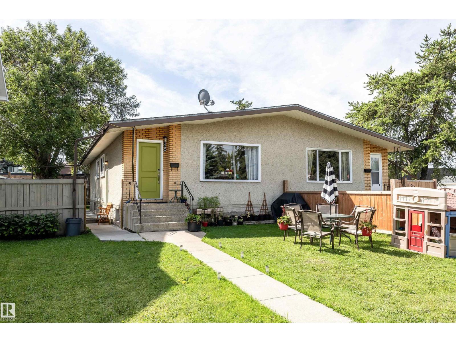 83 Av Nw Unit 7229, Edmonton, AB T6B 0G7