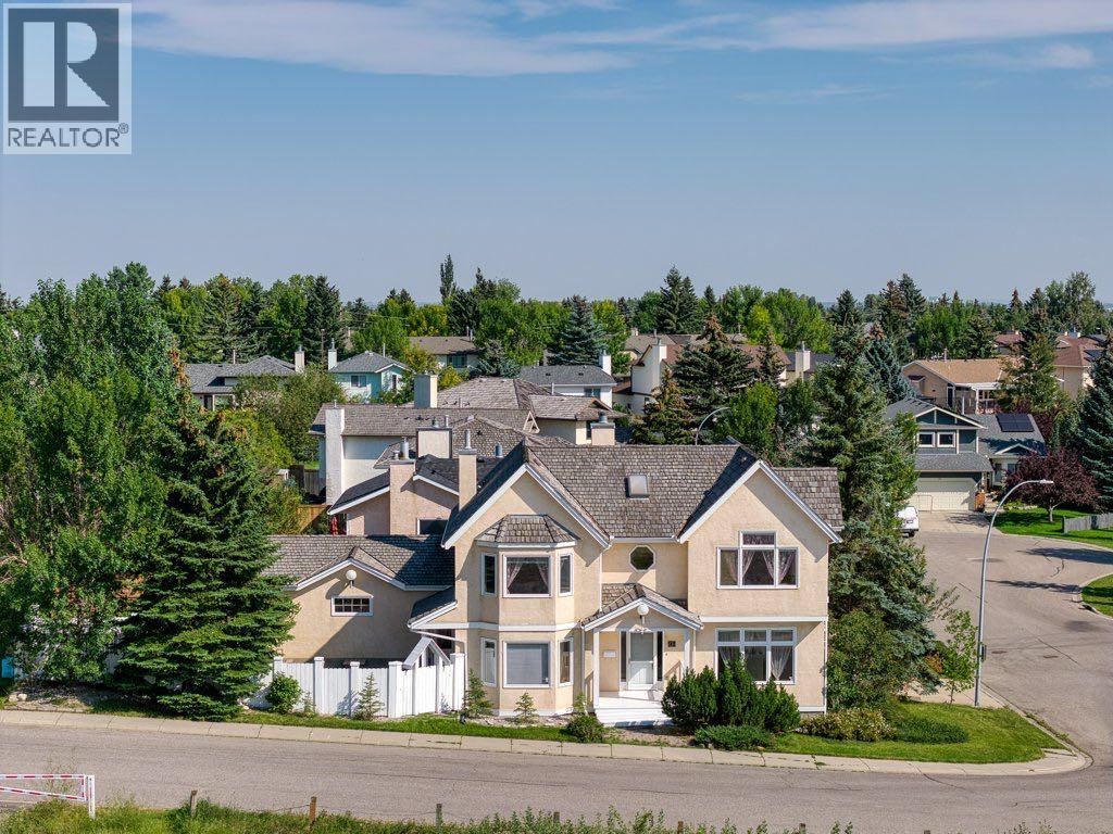 91 Woodbrook Rd SW, Calgary, AB T2W 6C6
