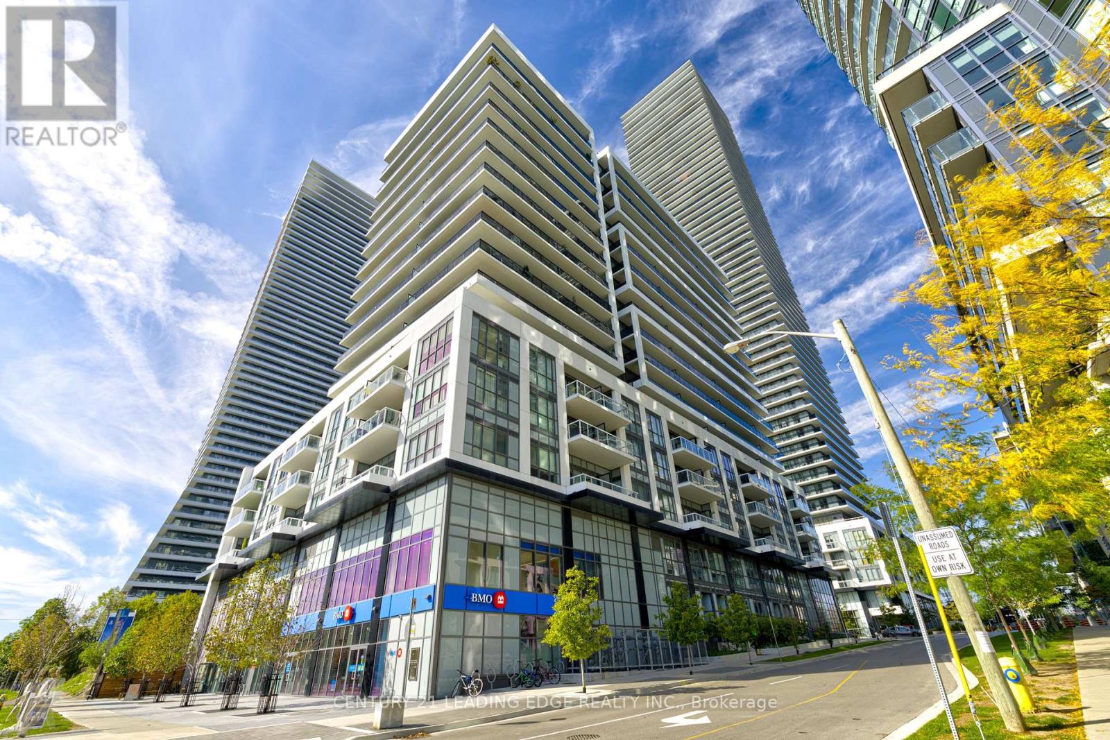 504 65 Annie Craig Dr, Toronto, ON M8V 0G3