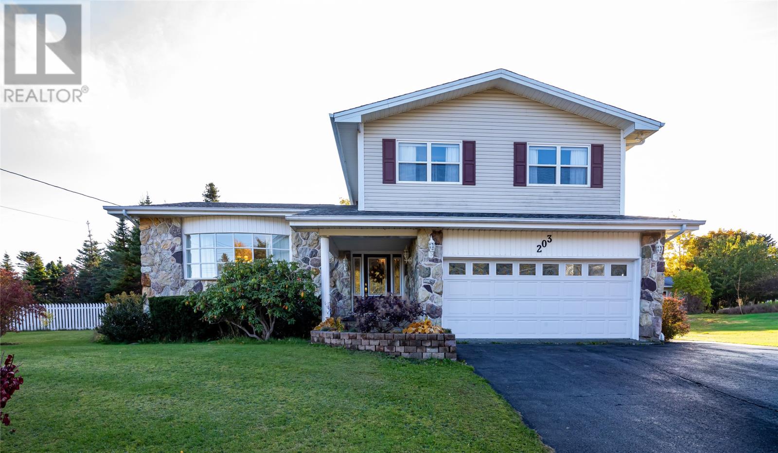 203 Thorburn Rd, St. John's, NL A1B 4P8