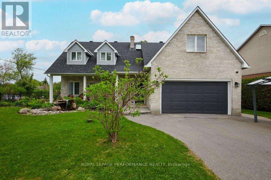 6099 James Bell Dr, Ottawa, ON K4M 1B3