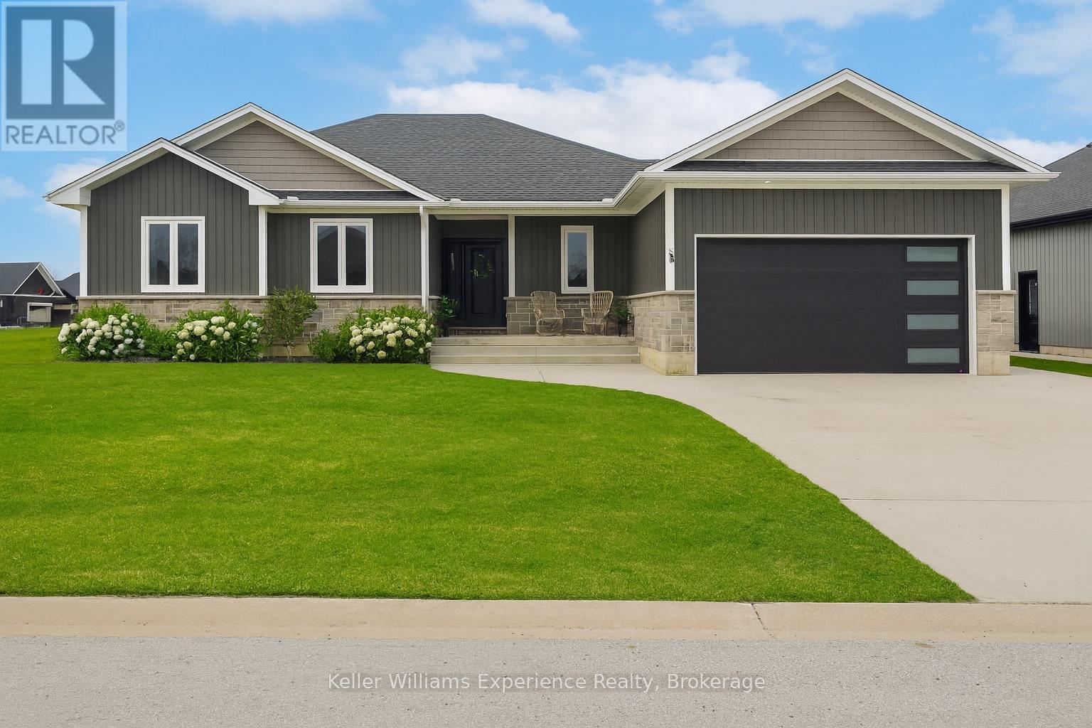 56 Chestnut Hill Cres, Arran-Elderslie, ON N0H 2N0