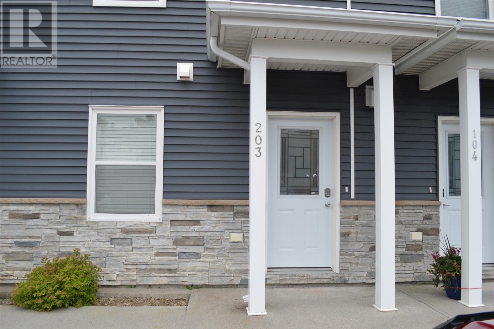 1 Octagon Heights Unit 203, Paradise, NL A1L 4K6