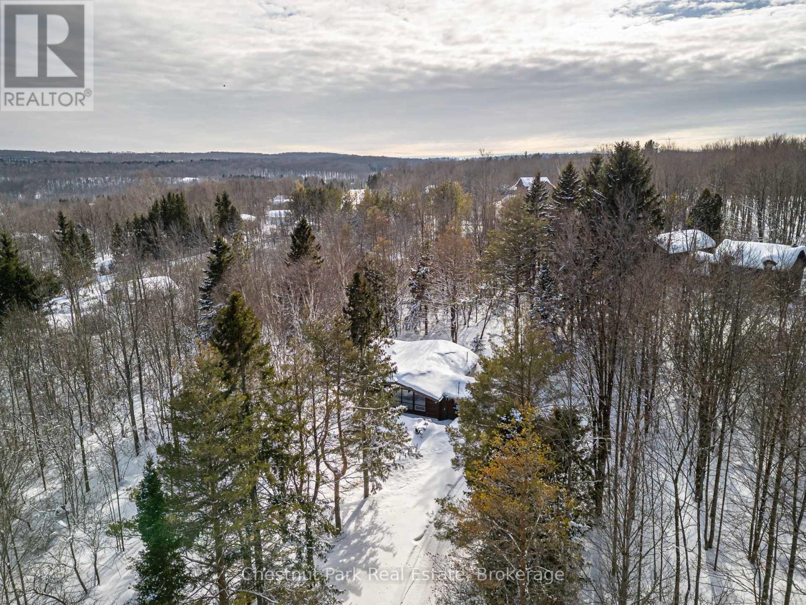 116 Castleview Rd, The Blue Mountains, ON L9Y 0R6