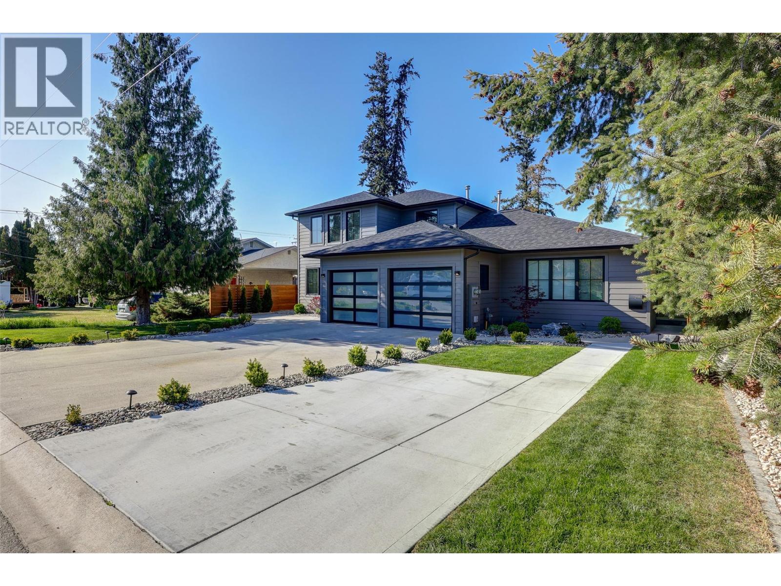 712 Schafer Rd, Kelowna, BC V1W 1G1