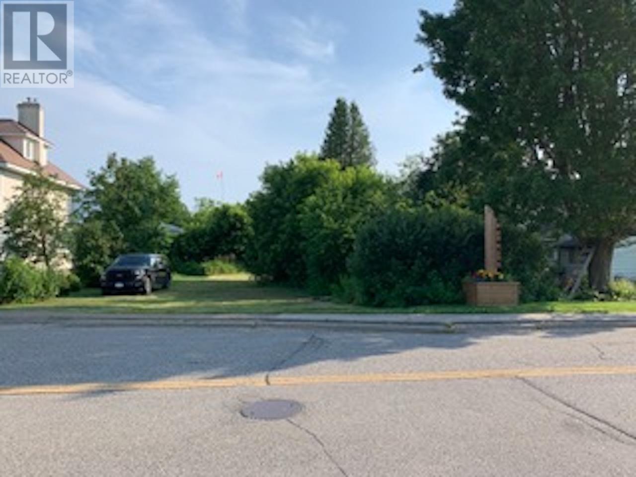 21 Huron St, Thessalon, ON P0R 1L0