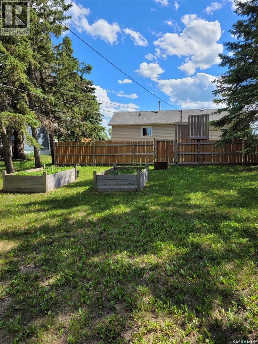 414 4 Street South, Wakaw, SK S0K 4P0